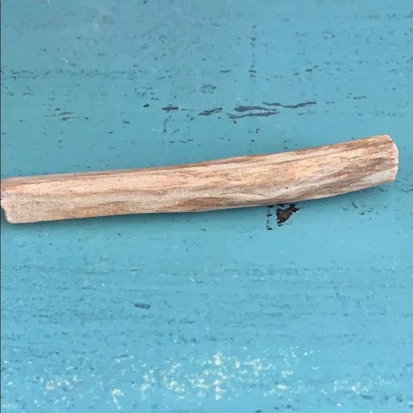 Cleansing Palo Santo Spiritual Wood - Picture 5 of 5
